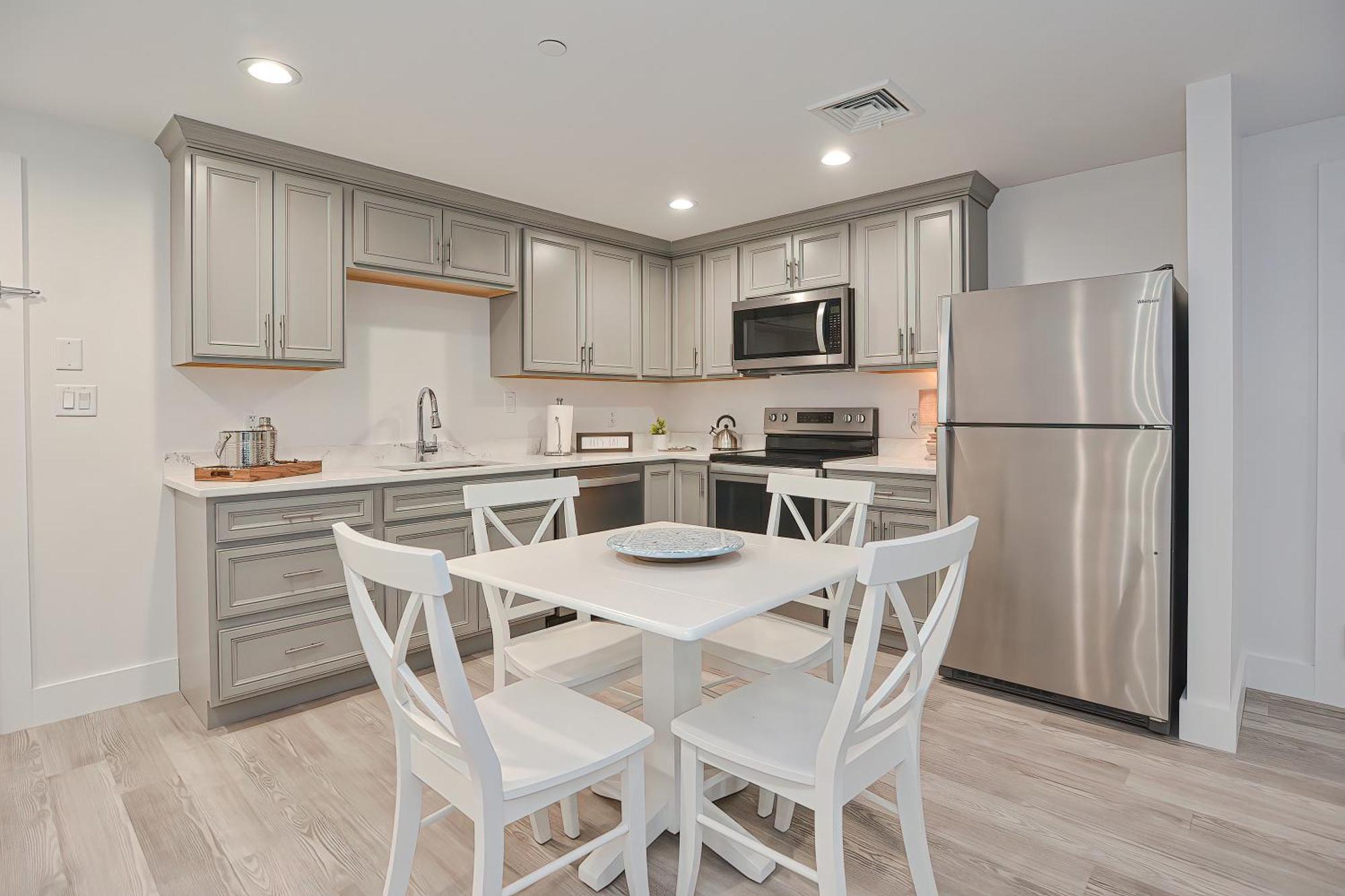 Harbourtown Suites On Plymouth Harbor エクステリア 写真