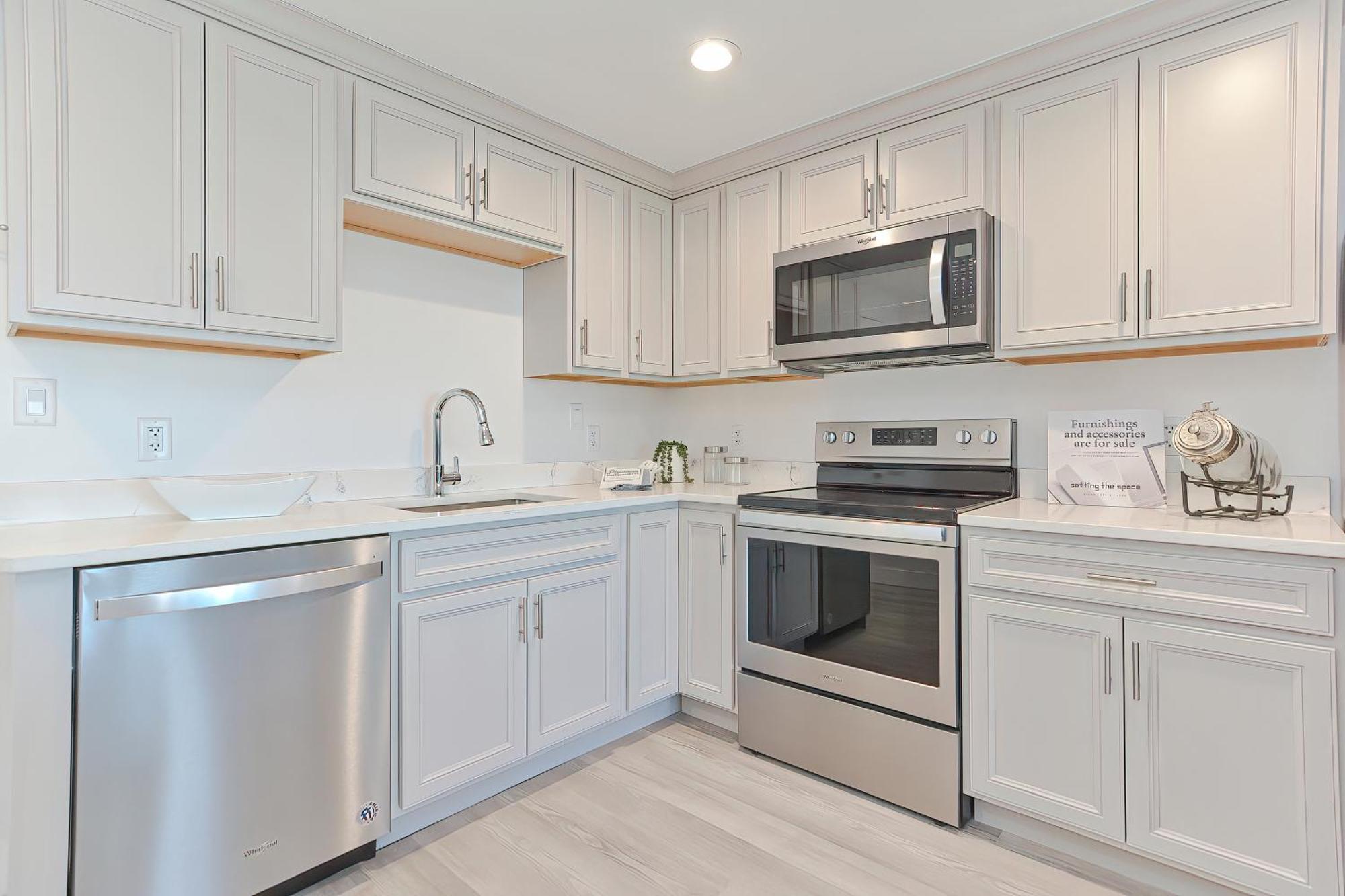 Harbourtown Suites On Plymouth Harbor エクステリア 写真