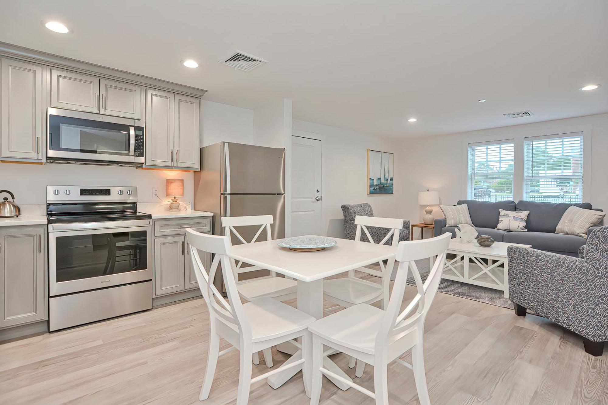 Harbourtown Suites On Plymouth Harbor エクステリア 写真